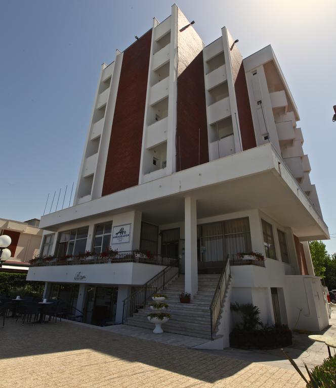 Hotel Ambassador Marotta Exteriér fotografie